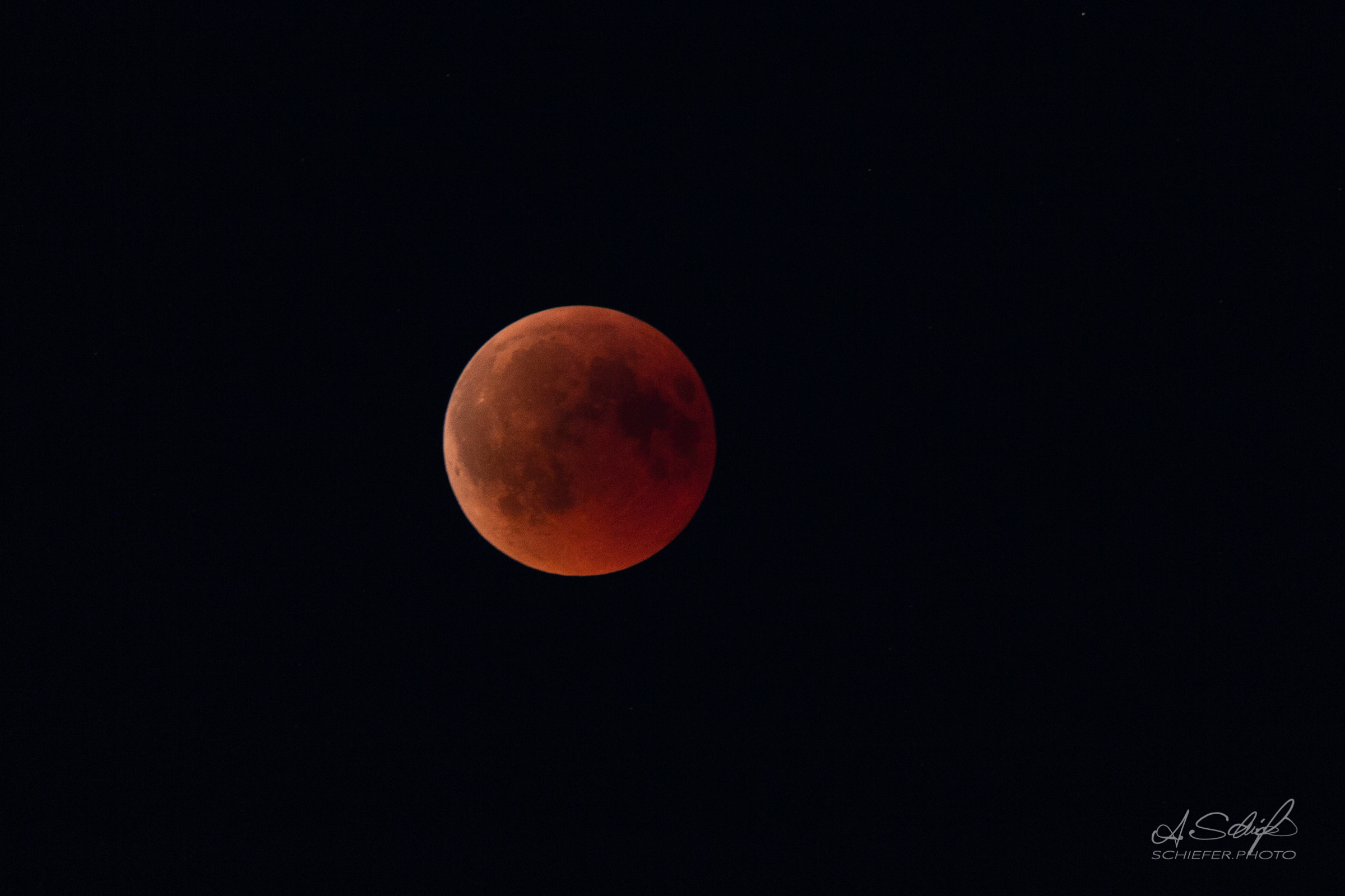 22:54 - langsam verlässt er den Schatten